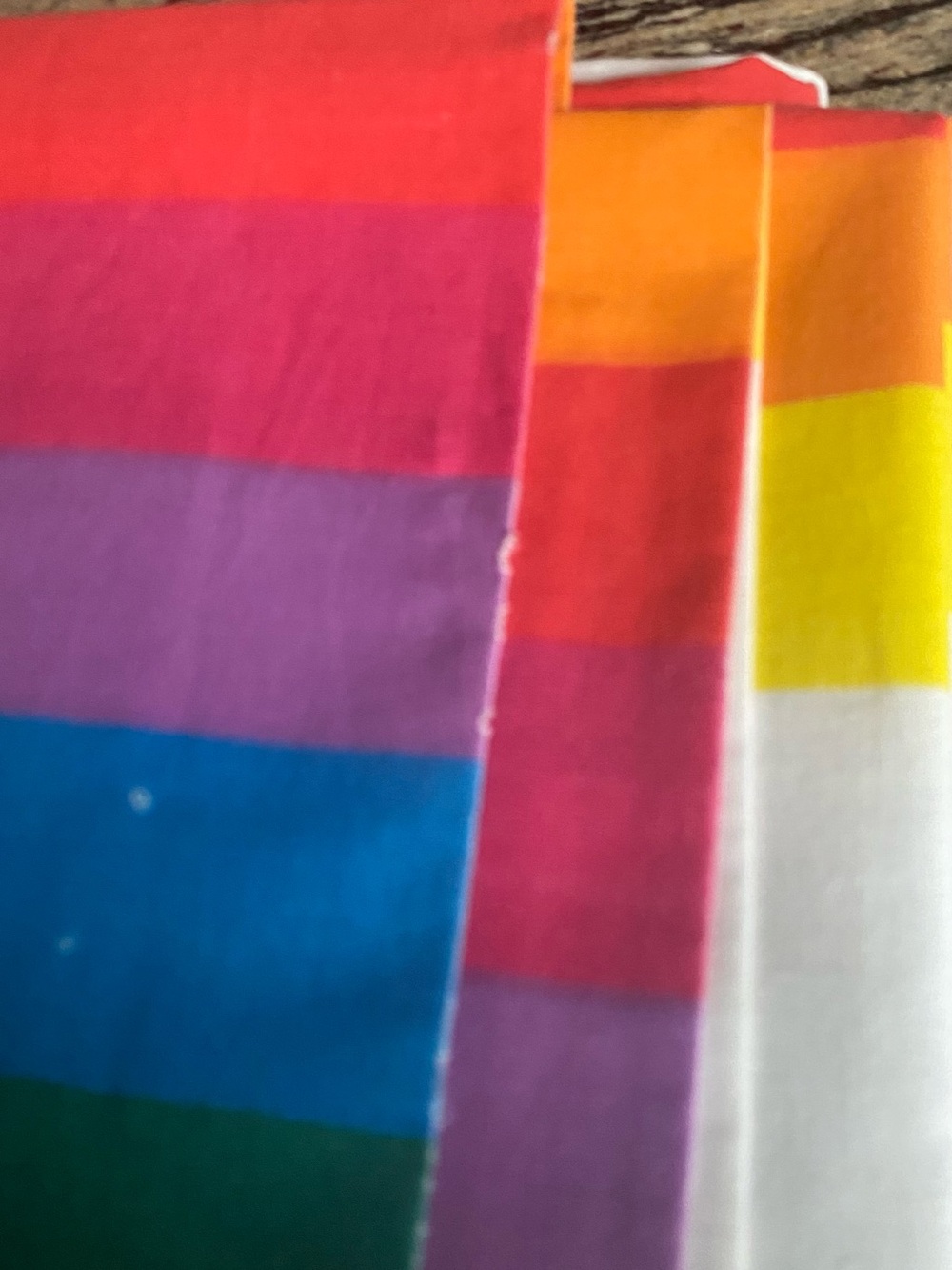 Vintage Rainbow top sheet - Picture 2 of 3